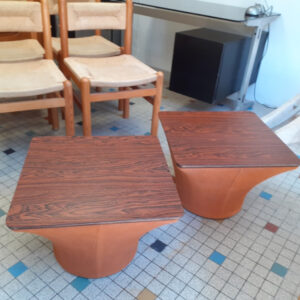 Paire de tables Pierre Paulin