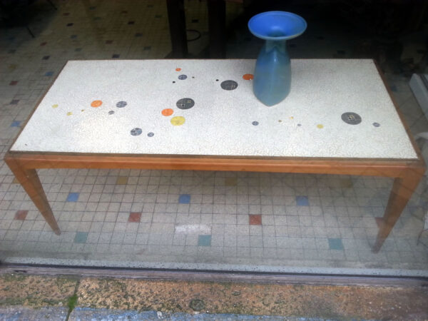 Table Berthold Muller