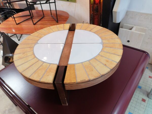 Table Capron